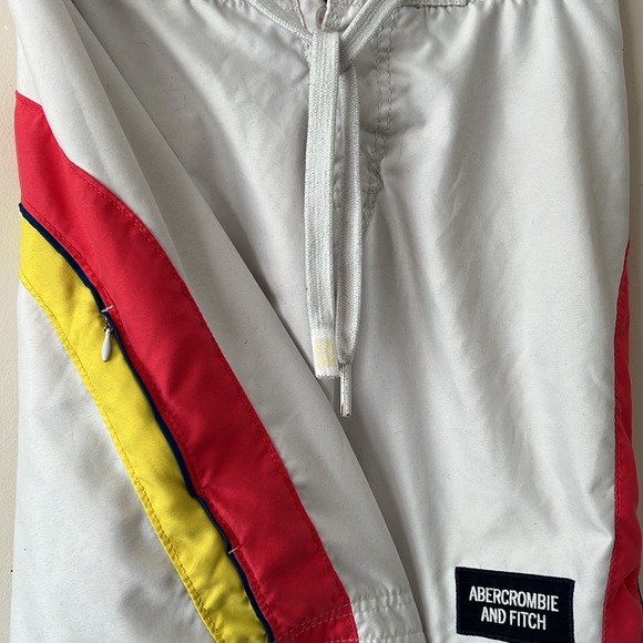 Abercrombie & Fitch swim trunks XS - Picture 2 of 7